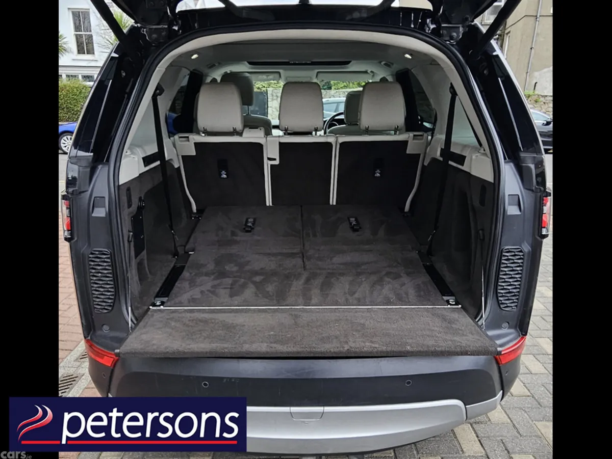 Land Rover Discovery Estate, Diesel, 2017, Black