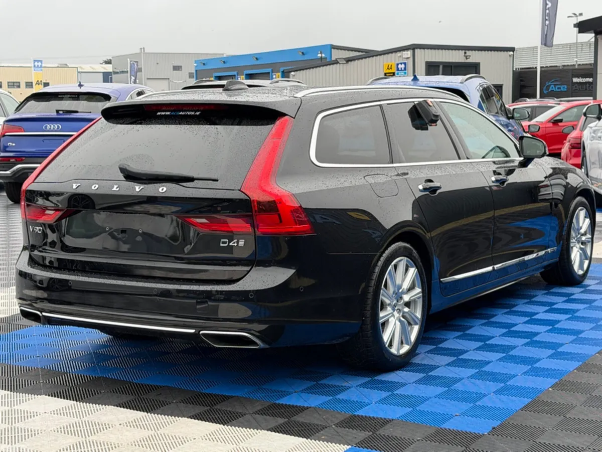 Volvo V90 Estate, Diesel, 2019, Black