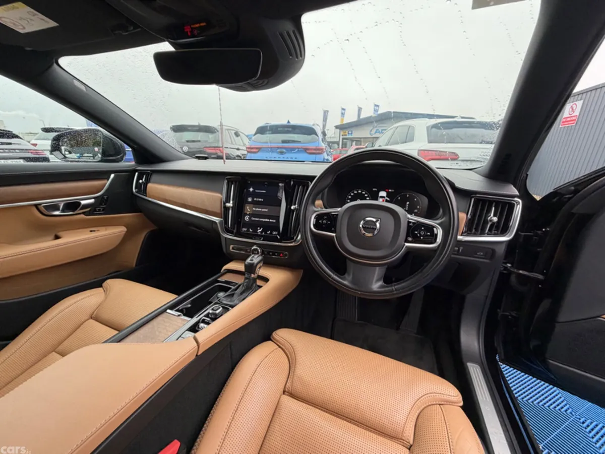 Volvo V90 Estate, Diesel, 2019, Black