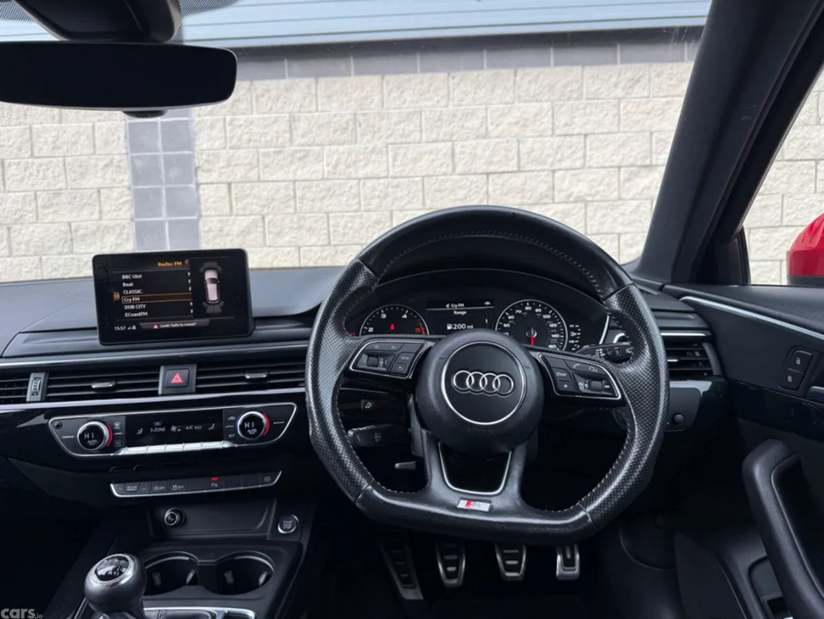 Audi A4 Estate, Diesel, 2017, Red