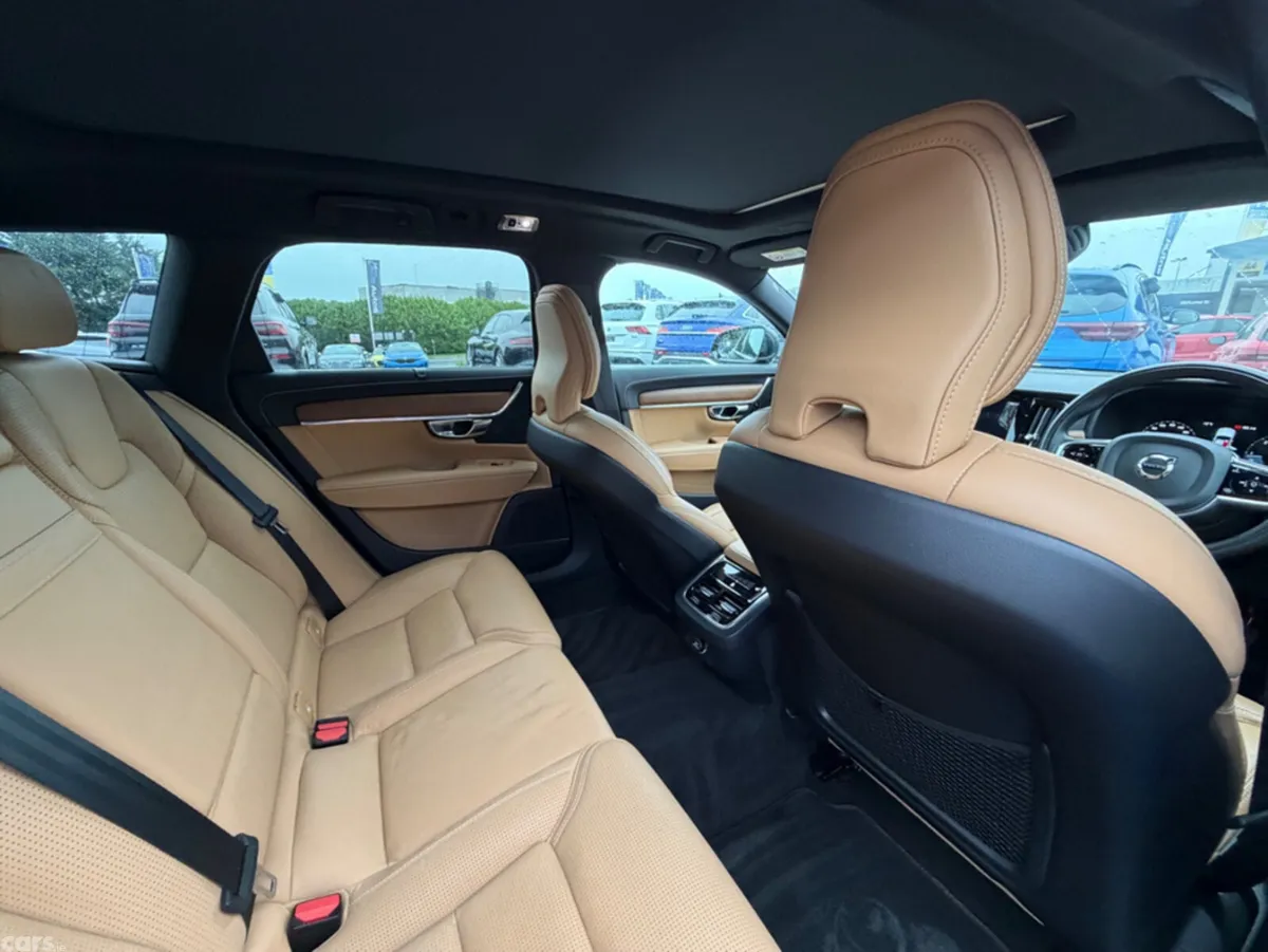 Volvo V90 Estate, Diesel, 2019, Black