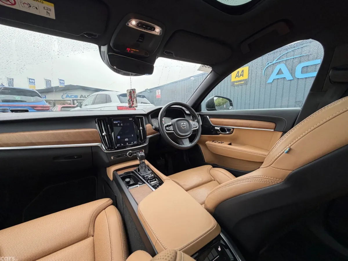 Volvo V90 Estate, Diesel, 2019, Black
