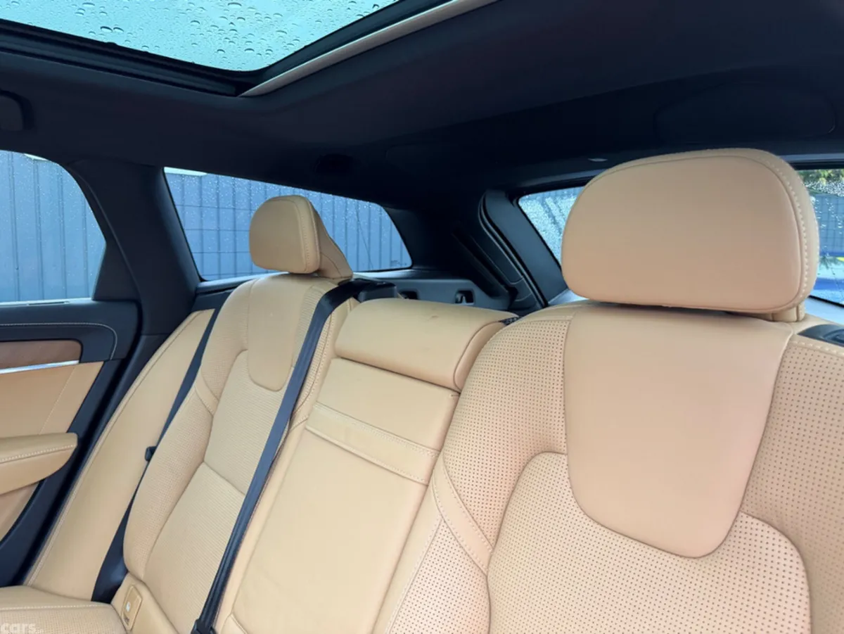 Volvo V90 Estate, Diesel, 2019, Black