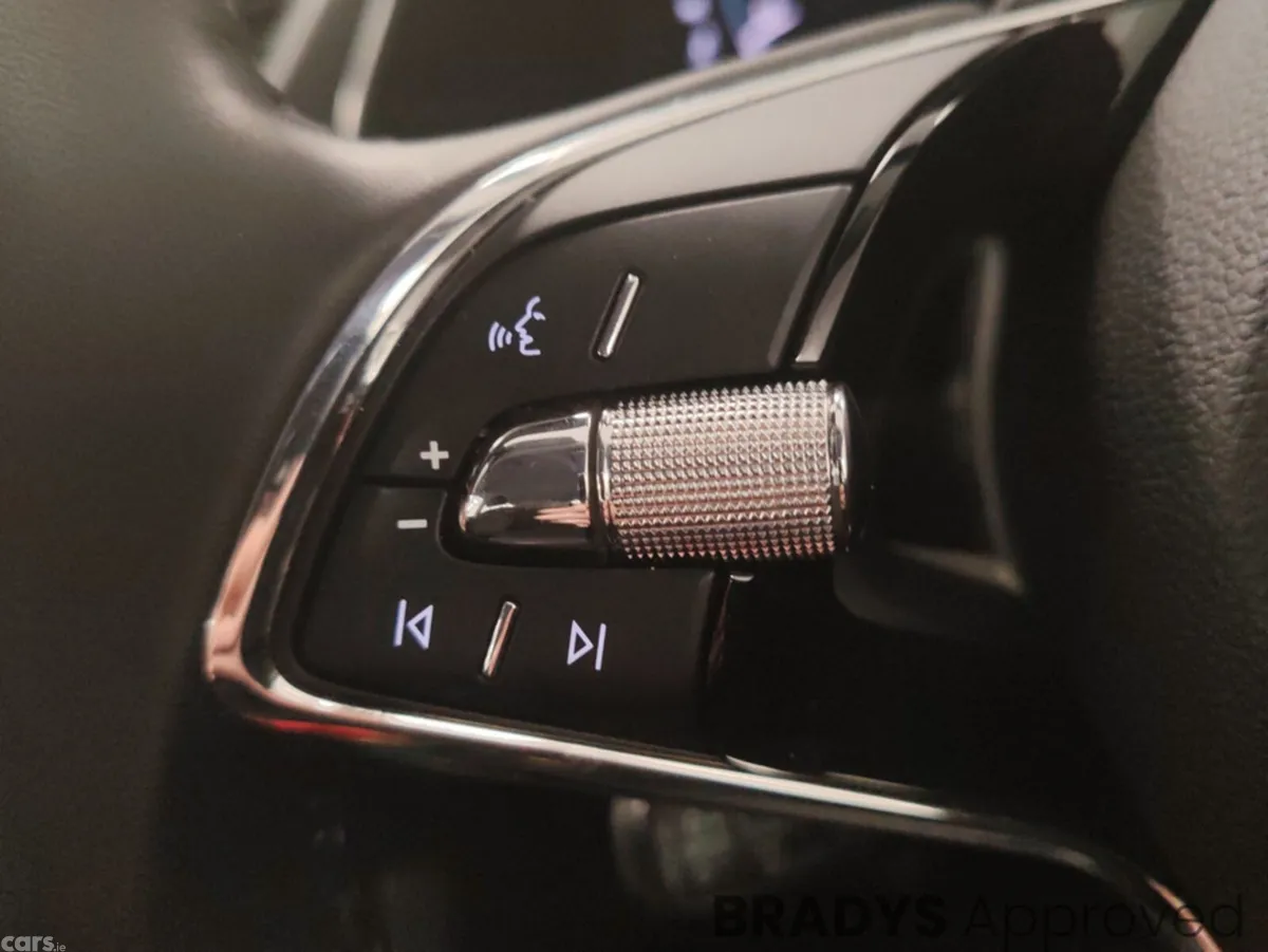 Skoda Superb Hatchback, Diesel, 2023, Grey