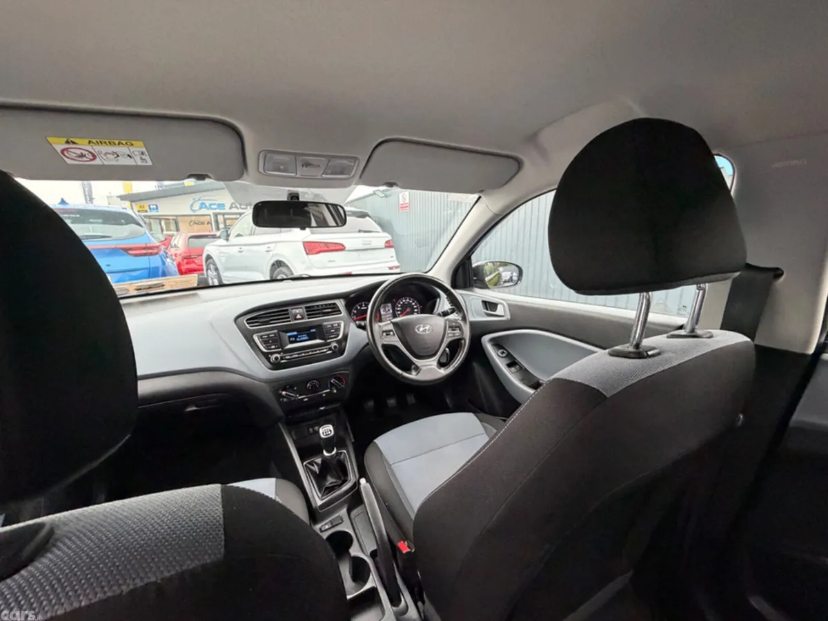 Hyundai i20 Hatchback, Petrol, 2020, Black