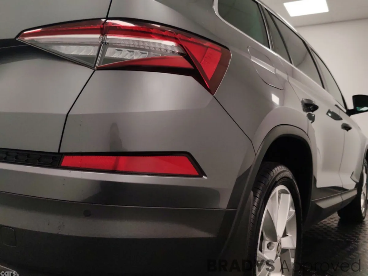 Skoda Kodiaq Estate, Diesel, 2023, Grey