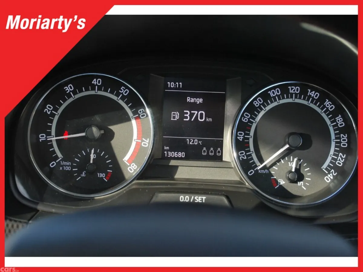 Skoda Fabia Hatchback, Petrol, 2017, Red