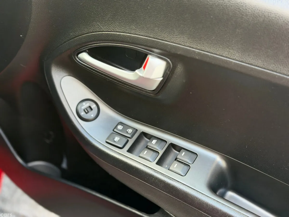 Kia Picanto Hatchback, Petrol, 2017, Red