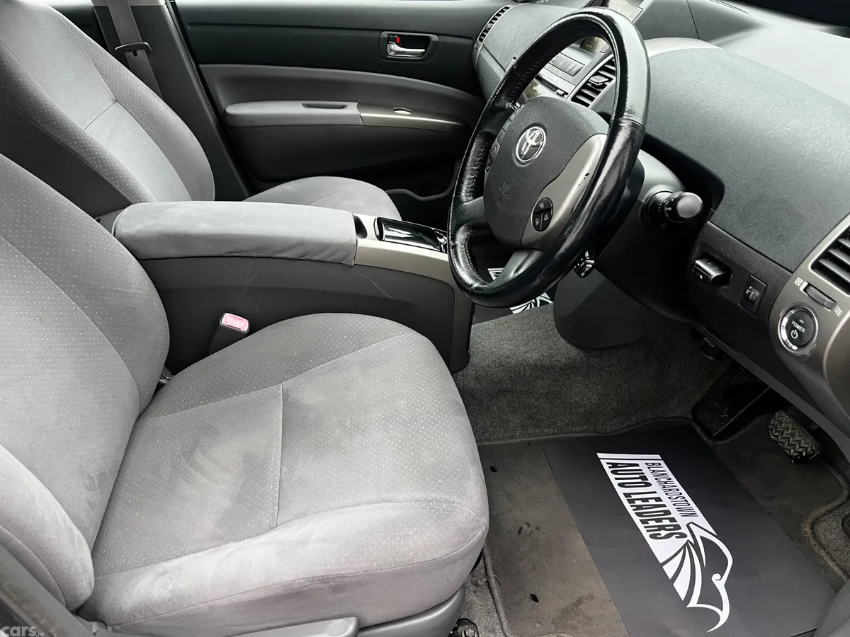 Toyota Prius Hatchback, Petrol Hybrid, 2008, Silver