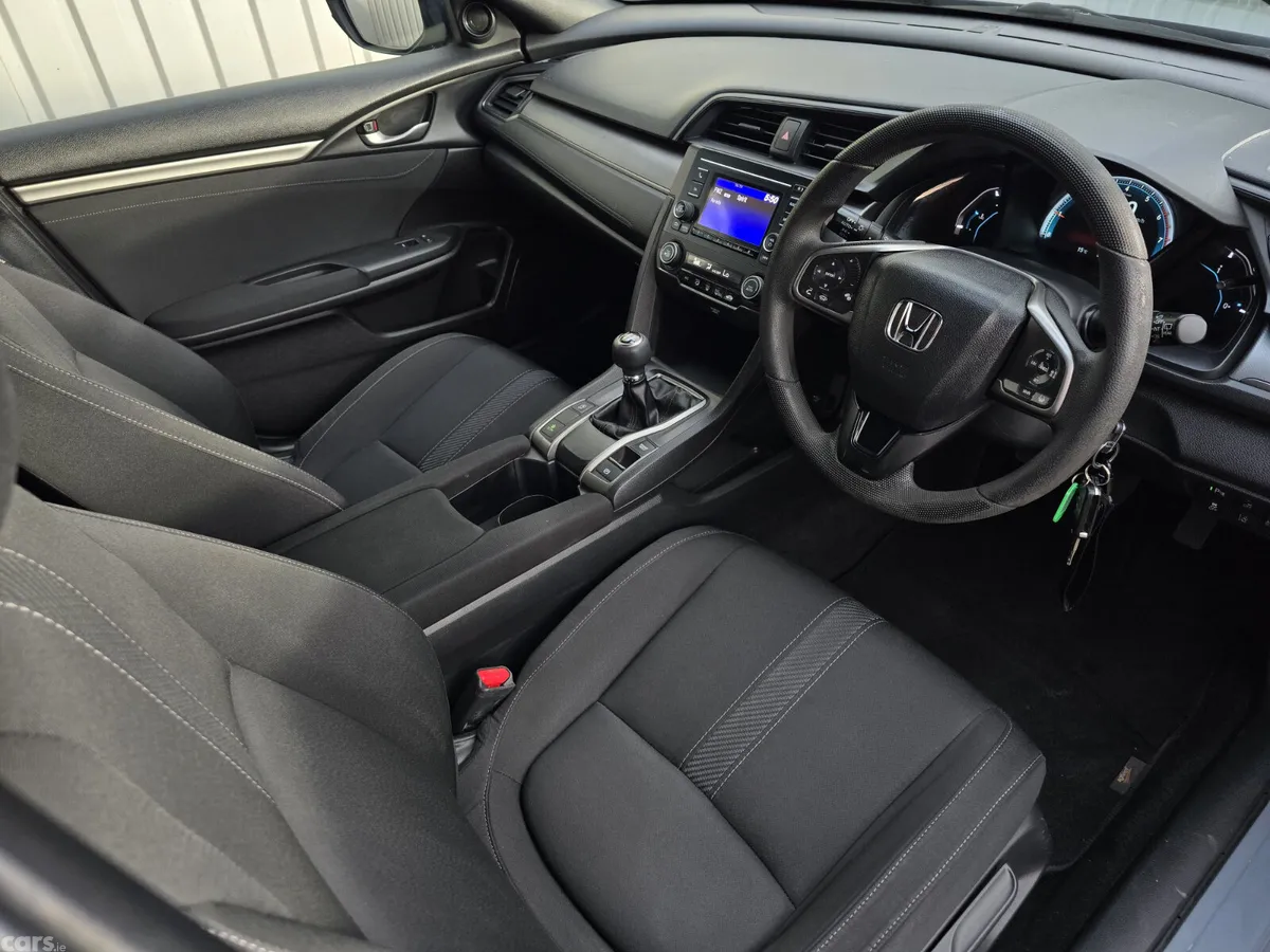 Honda Civic Hatchback, Petrol, 2018, Grey