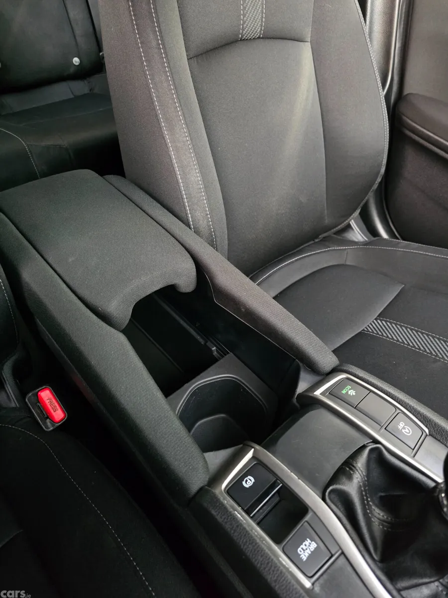Honda Civic Hatchback, Petrol, 2018, Grey