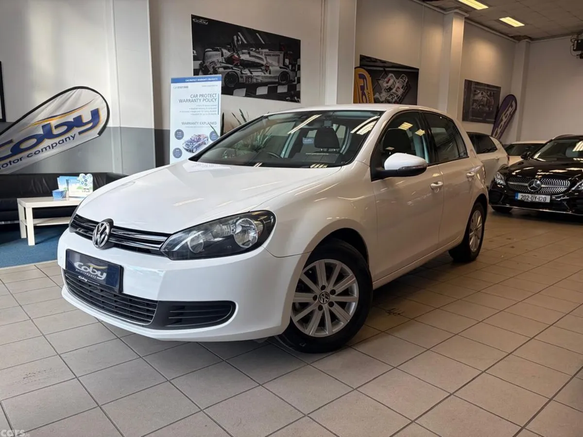 Volkswagen Golf Hatchback, Petrol, 2013, White