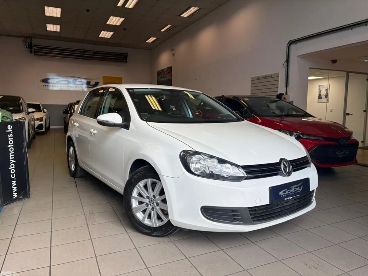 Volkswagen Golf Hatchback, Petrol, 2013, White