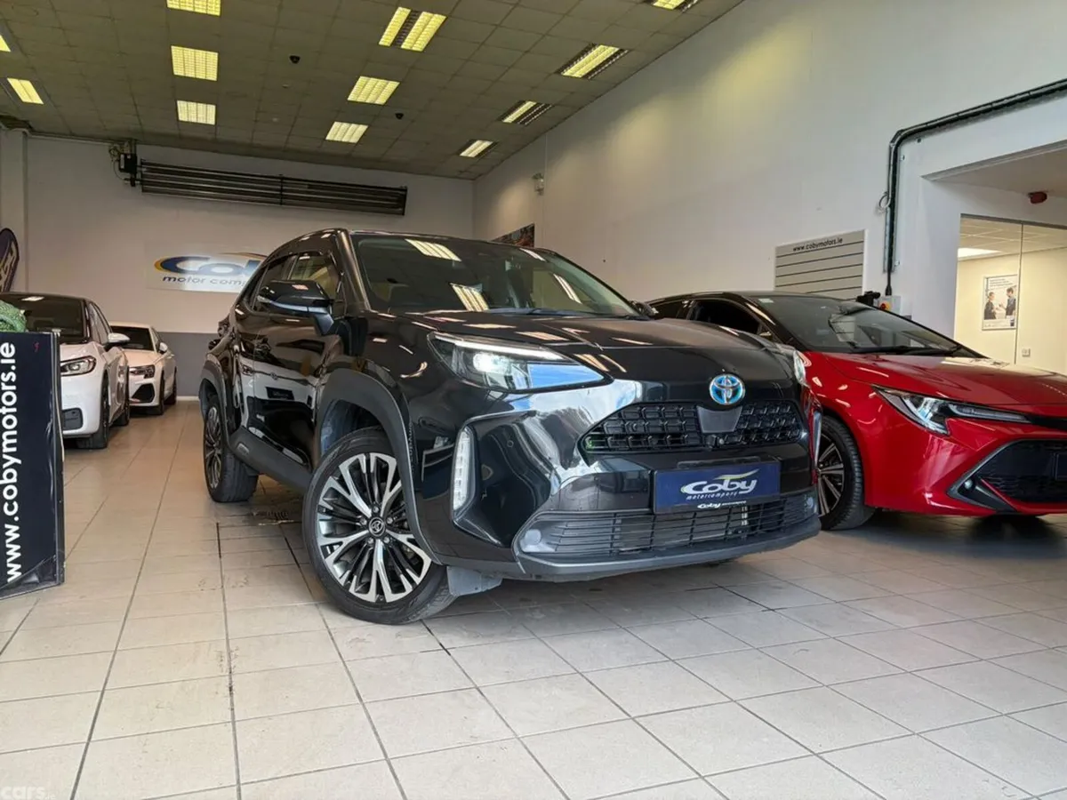 Toyota Yaris Cross Estate, Petrol Hybrid, 2021, Black