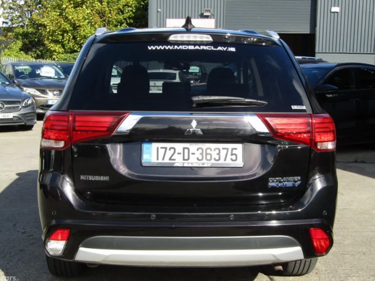 Mitsubishi Outlander Estate, Petrol Plug-in Hybrid, 2017, Black