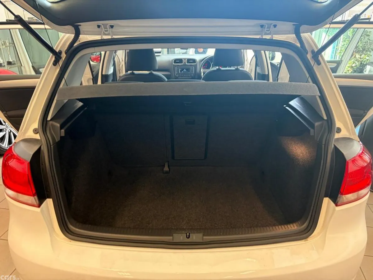 Volkswagen Golf Hatchback, Petrol, 2013, White