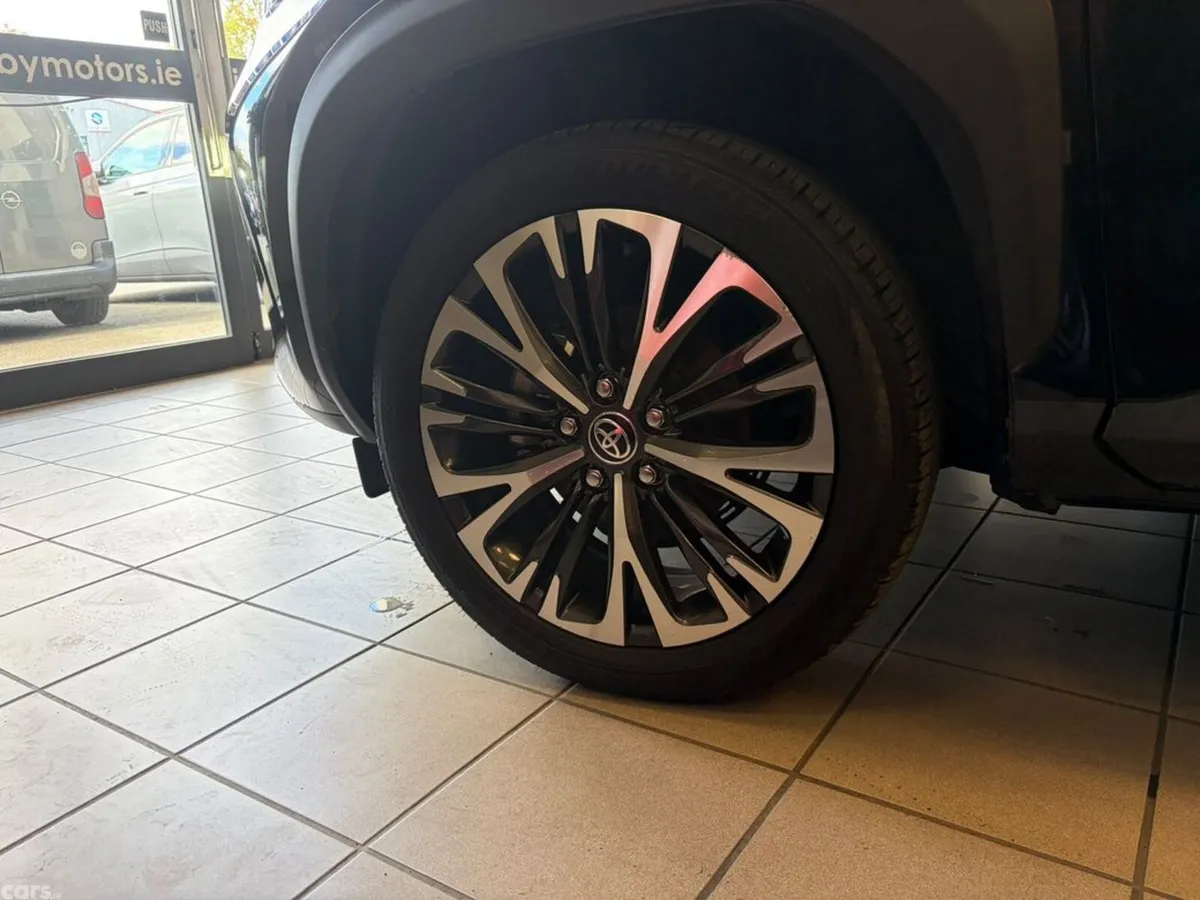 Toyota Yaris Cross Estate, Petrol Hybrid, 2021, Black