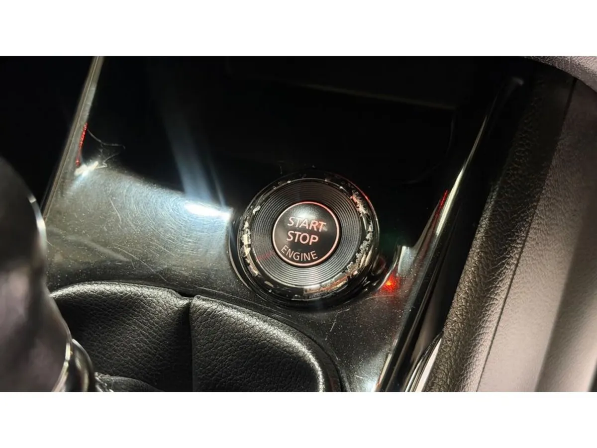 Nissan Pulsar Hatchback, Petrol, 2015, Brown