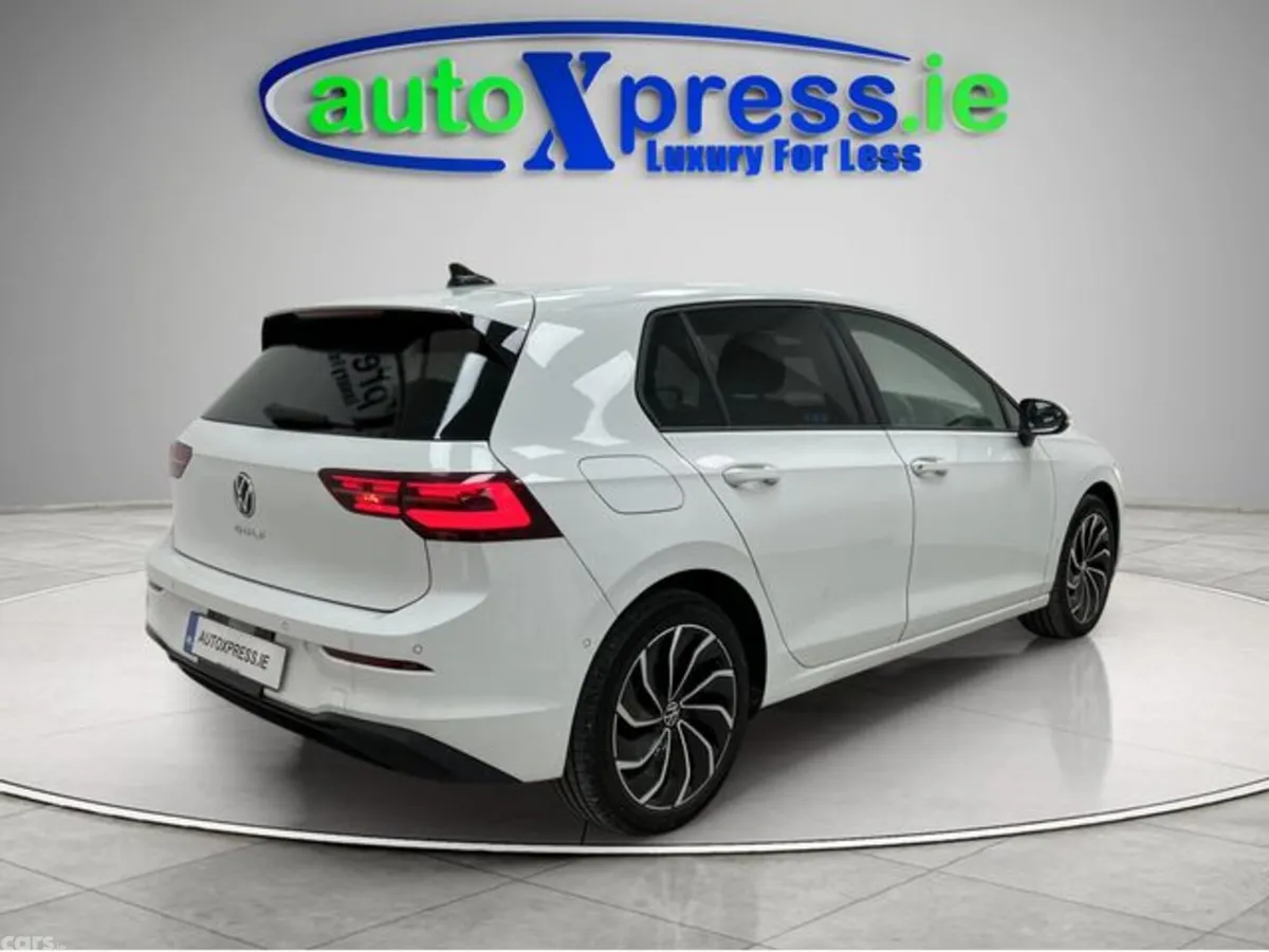 Volkswagen Golf Hatchback, Diesel, 2022, White