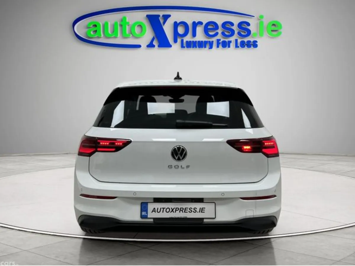 Volkswagen Golf Hatchback, Diesel, 2022, White