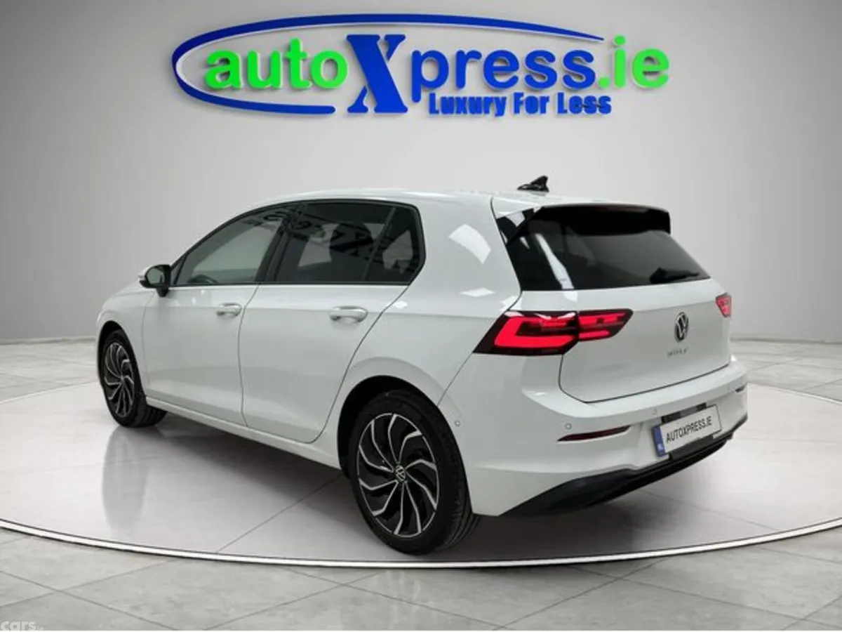 Volkswagen Golf Hatchback, Diesel, 2022, White