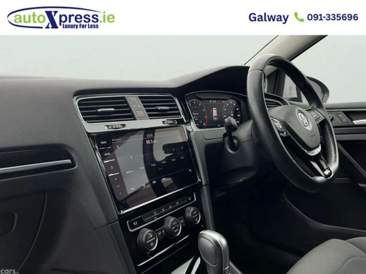 Volkswagen Golf Hatchback, Petrol, 2019, White