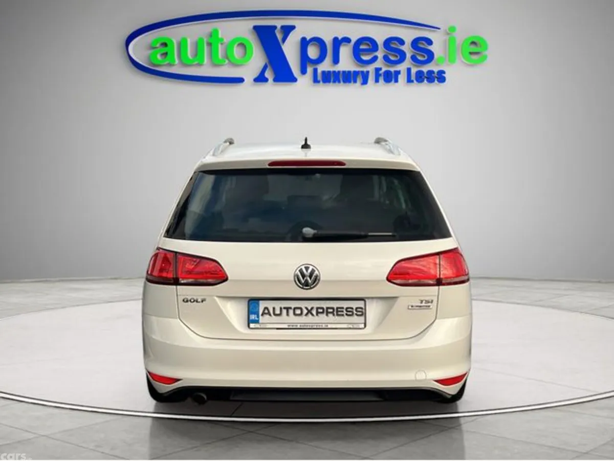 Volkswagen Golf Estate, Petrol, 2016, White