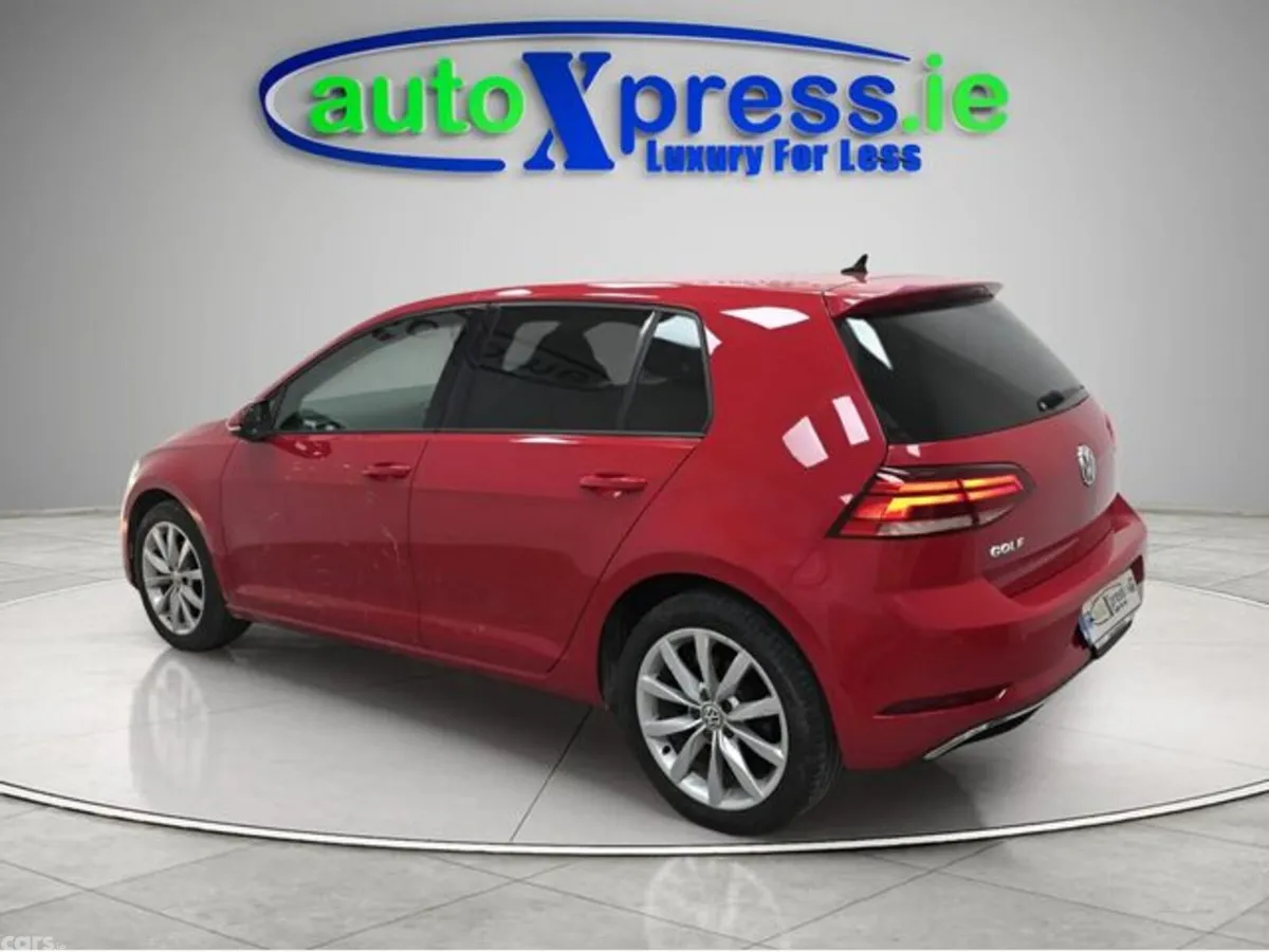 Volkswagen Golf Hatchback, Petrol, 2018, Red