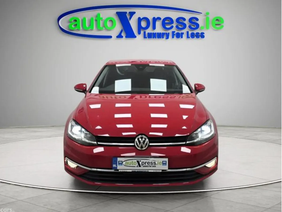 Volkswagen Golf Hatchback, Petrol, 2018, Red