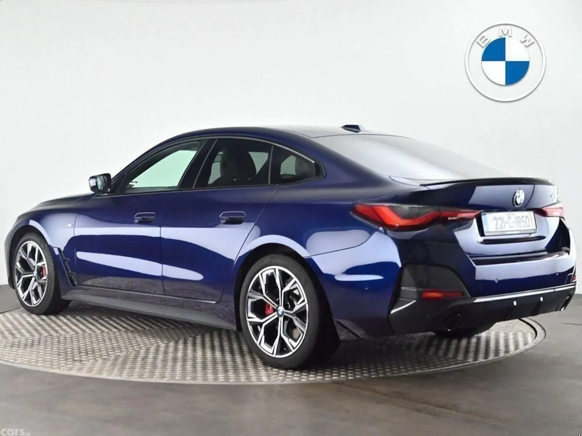 BMW 4-Series Hatchback, Diesel Hybrid, 2022, Blue