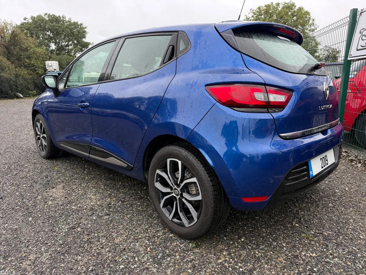 Renault Clio Hatchback, Petrol, 2019, Blue