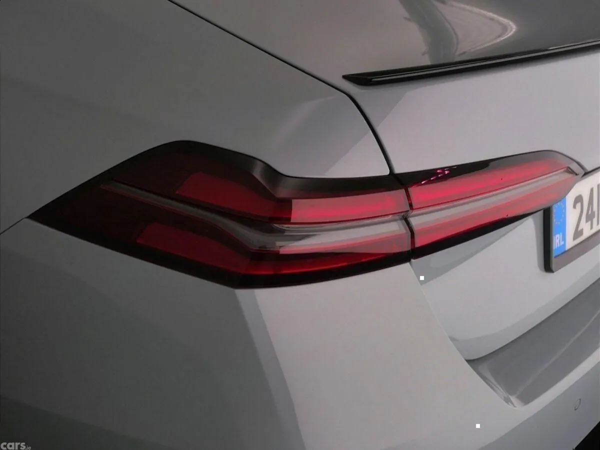 BMW 5-Series Saloon, Petrol Plug-in Hybrid, 2024, Grey