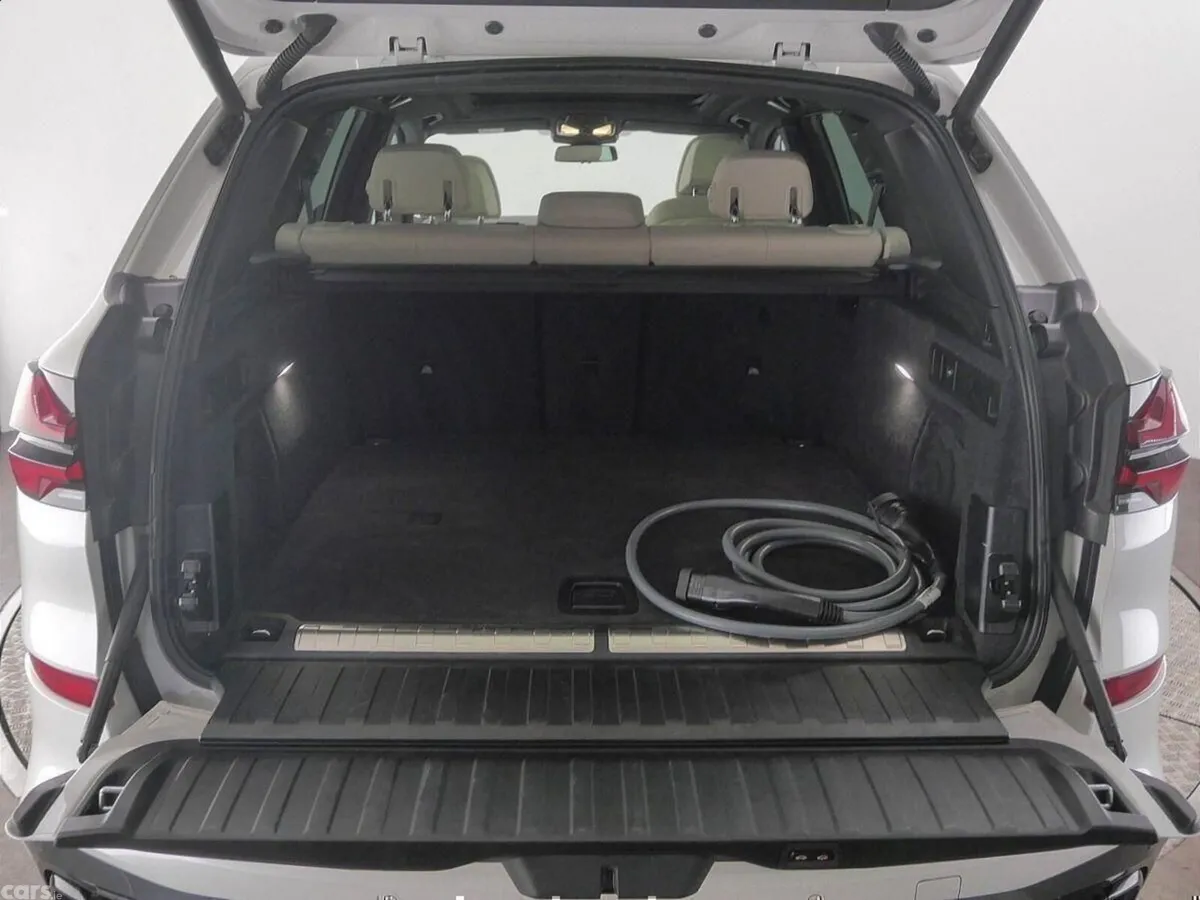 BMW X5 SUV, Petrol Plug-in Hybrid, 2024, White