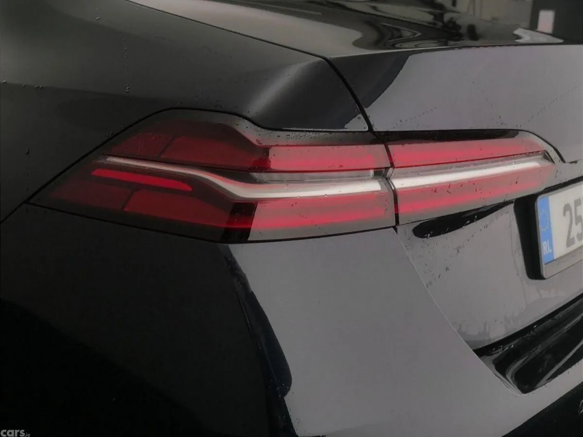 BMW 5-Series Saloon, Petrol Plug-in Hybrid, 2025, Black