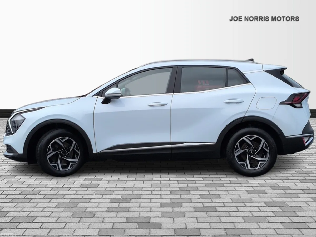 Kia Sportage MPV, Diesel, 2024, White