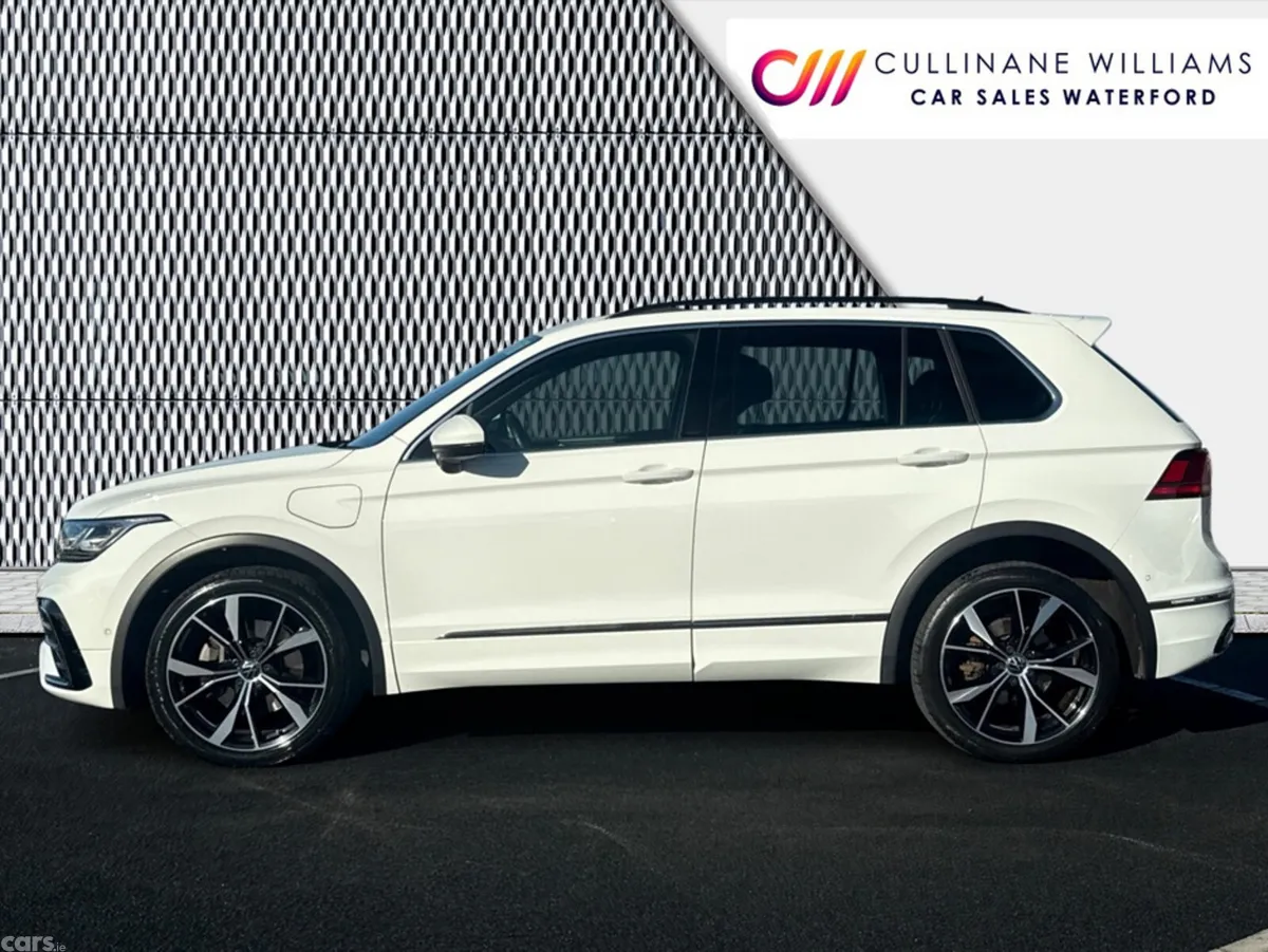 Volkswagen Tiguan SUV, Petrol Plug-in Hybrid, 2023, White