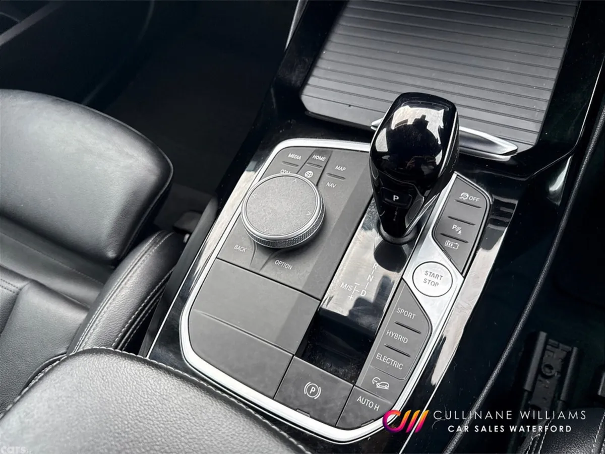 BMW X3 SUV, Petrol Hybrid, 2022, White