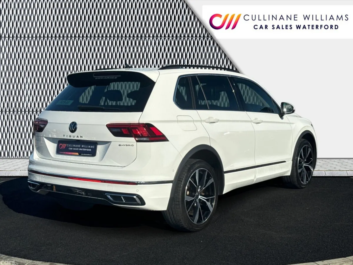 Volkswagen Tiguan SUV, Petrol Plug-in Hybrid, 2023, White
