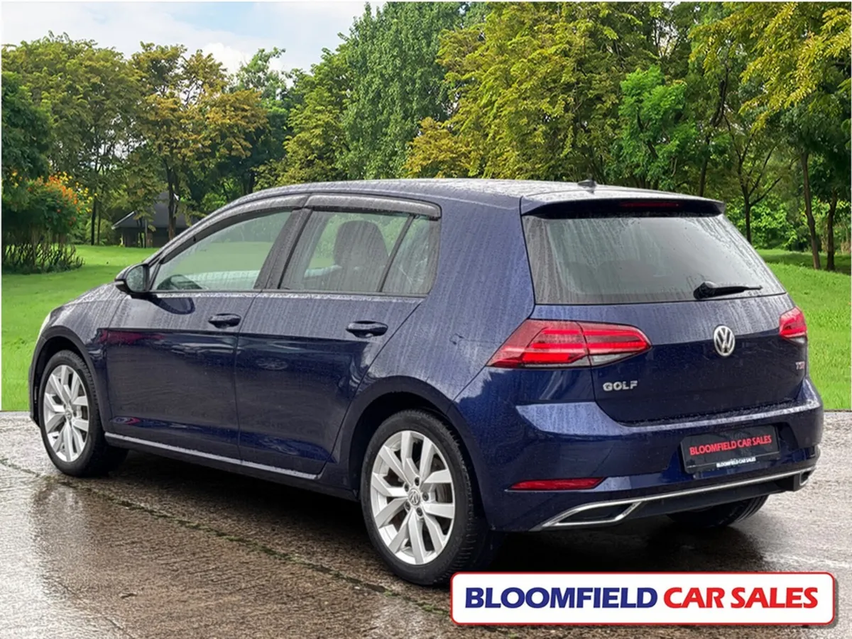 Volkswagen Golf Hatchback, Petrol, 2017, Blue