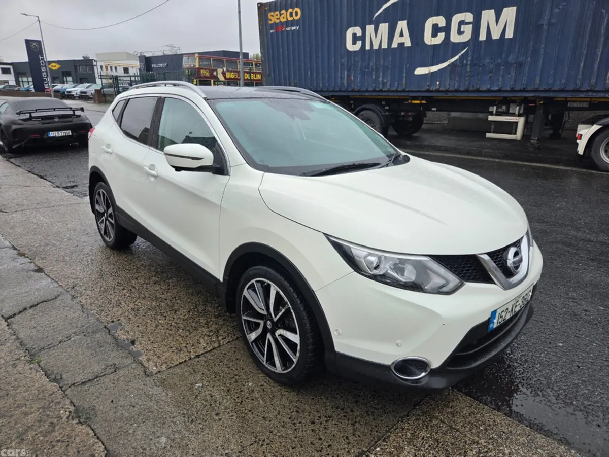 Nissan Qashqai MPV, Diesel, 2015, White