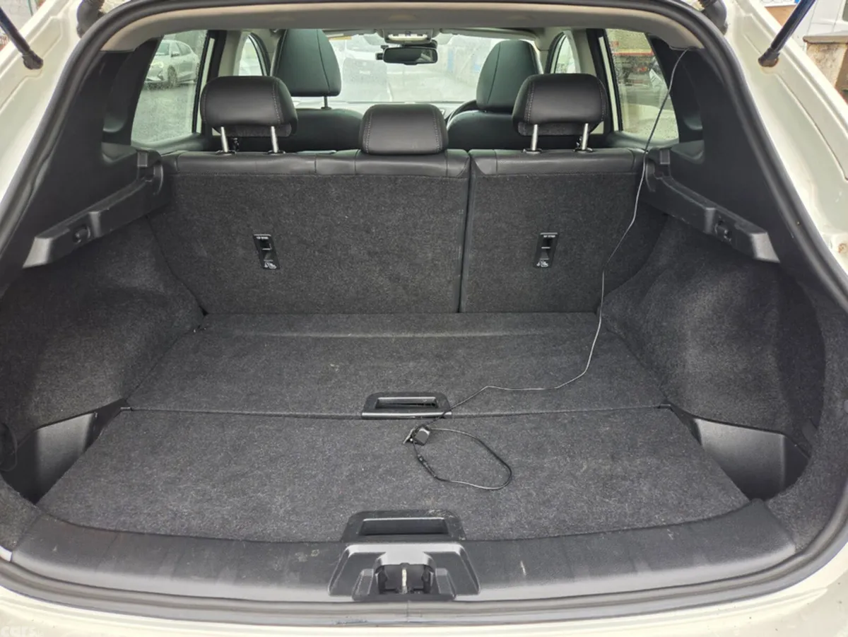 Nissan Qashqai MPV, Diesel, 2015, White