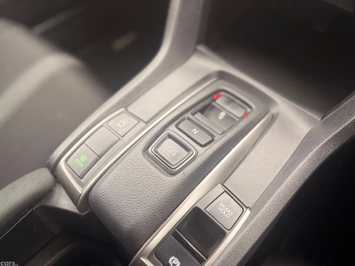 Honda Civic Hatchback, Diesel, 2021, Grey
