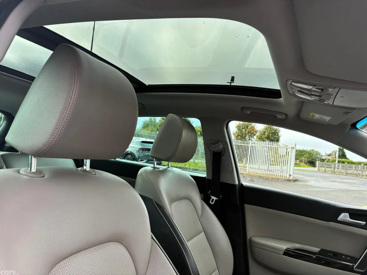 Kia Sportage MPV, Diesel Hybrid, 2021, Grey