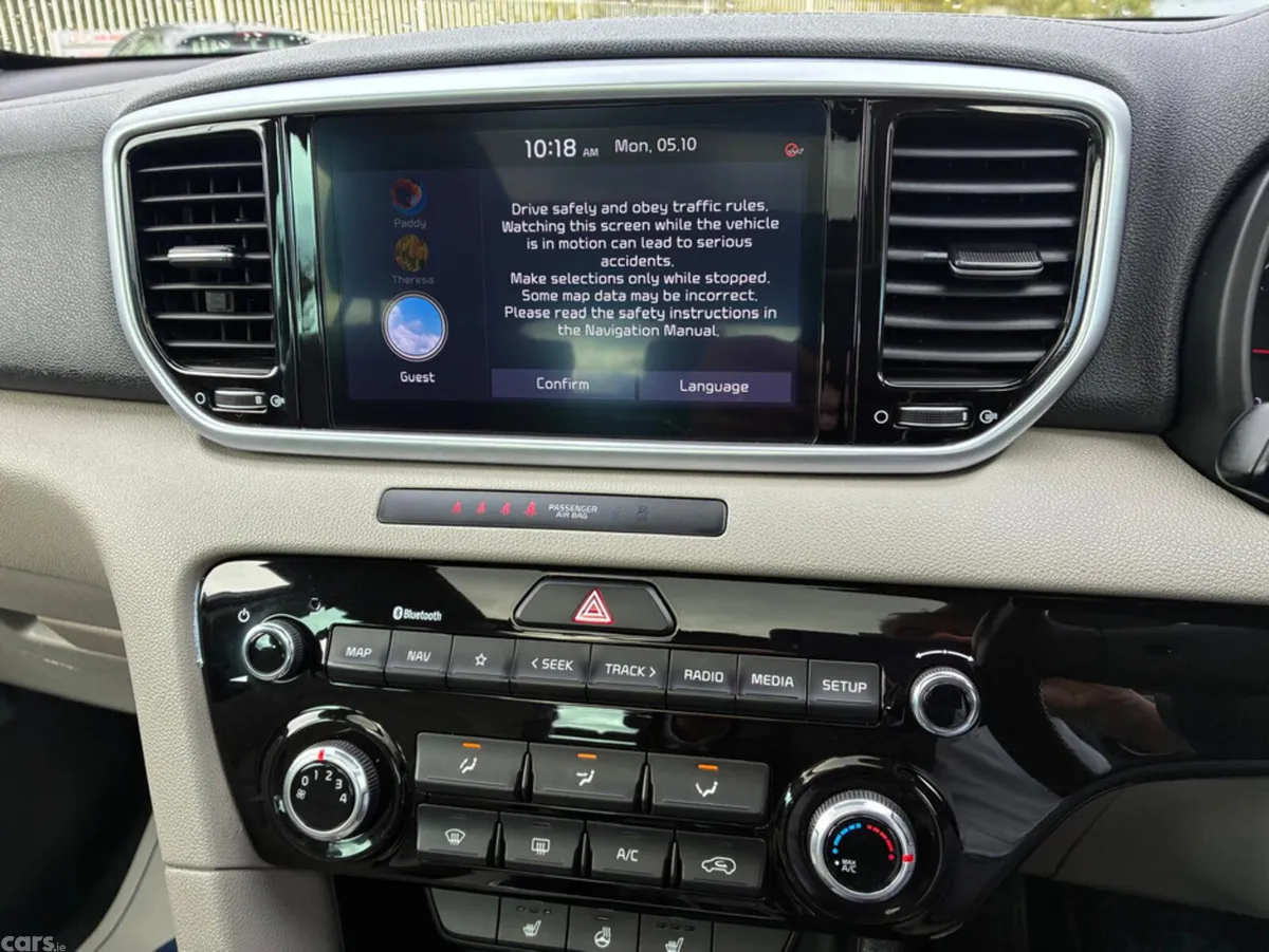 Kia Sportage MPV, Diesel Hybrid, 2021, Grey