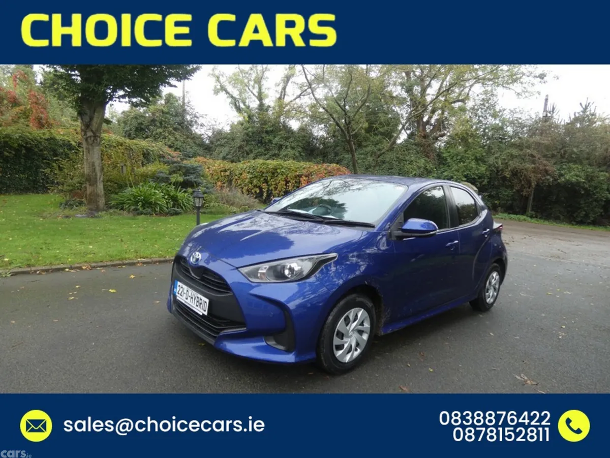 Toyota Yaris Hatchback, Petrol Hybrid, 2022, Blue