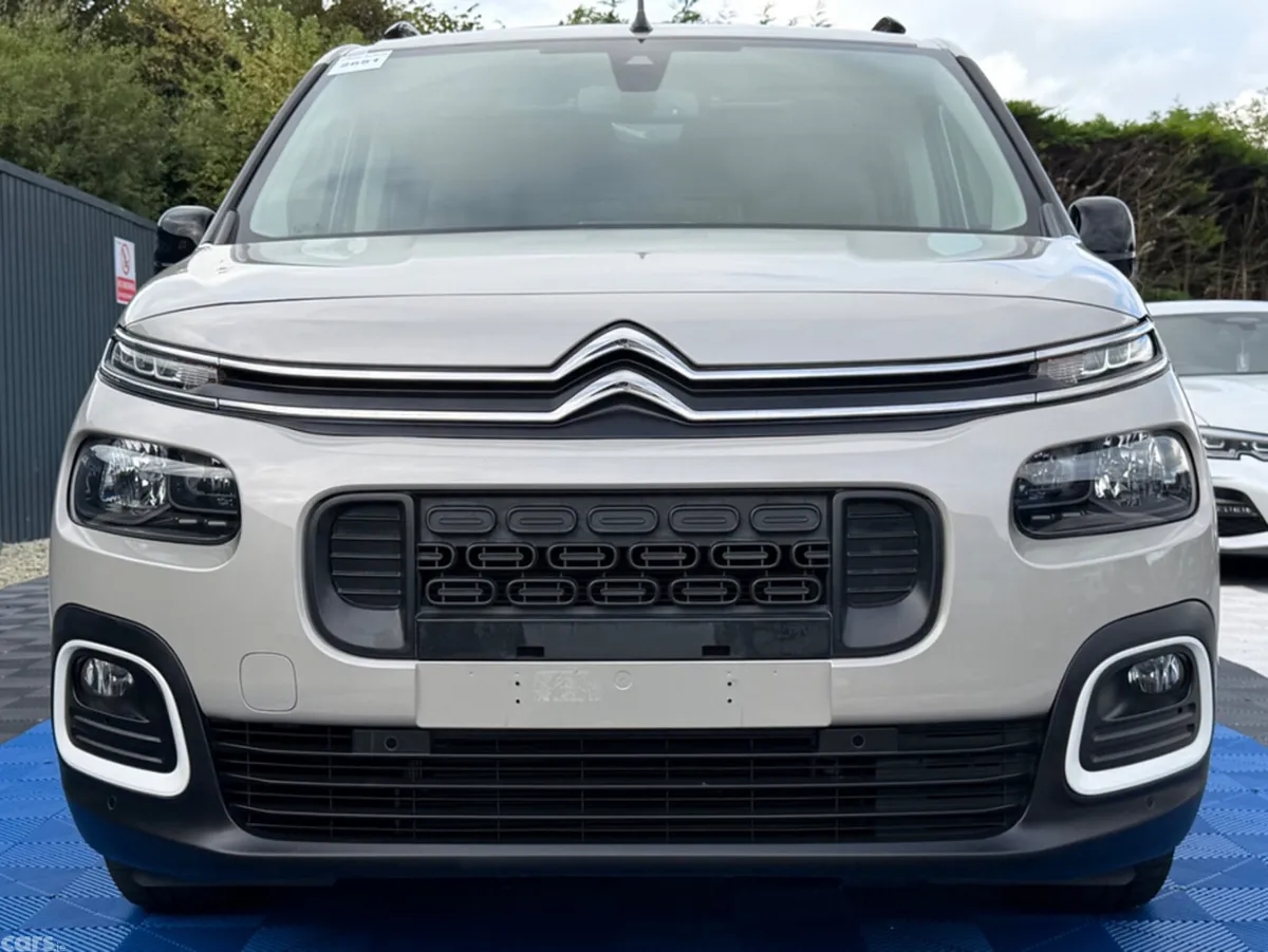 Citroen Berlingo Multispace MPV, Diesel, 2021, Beige