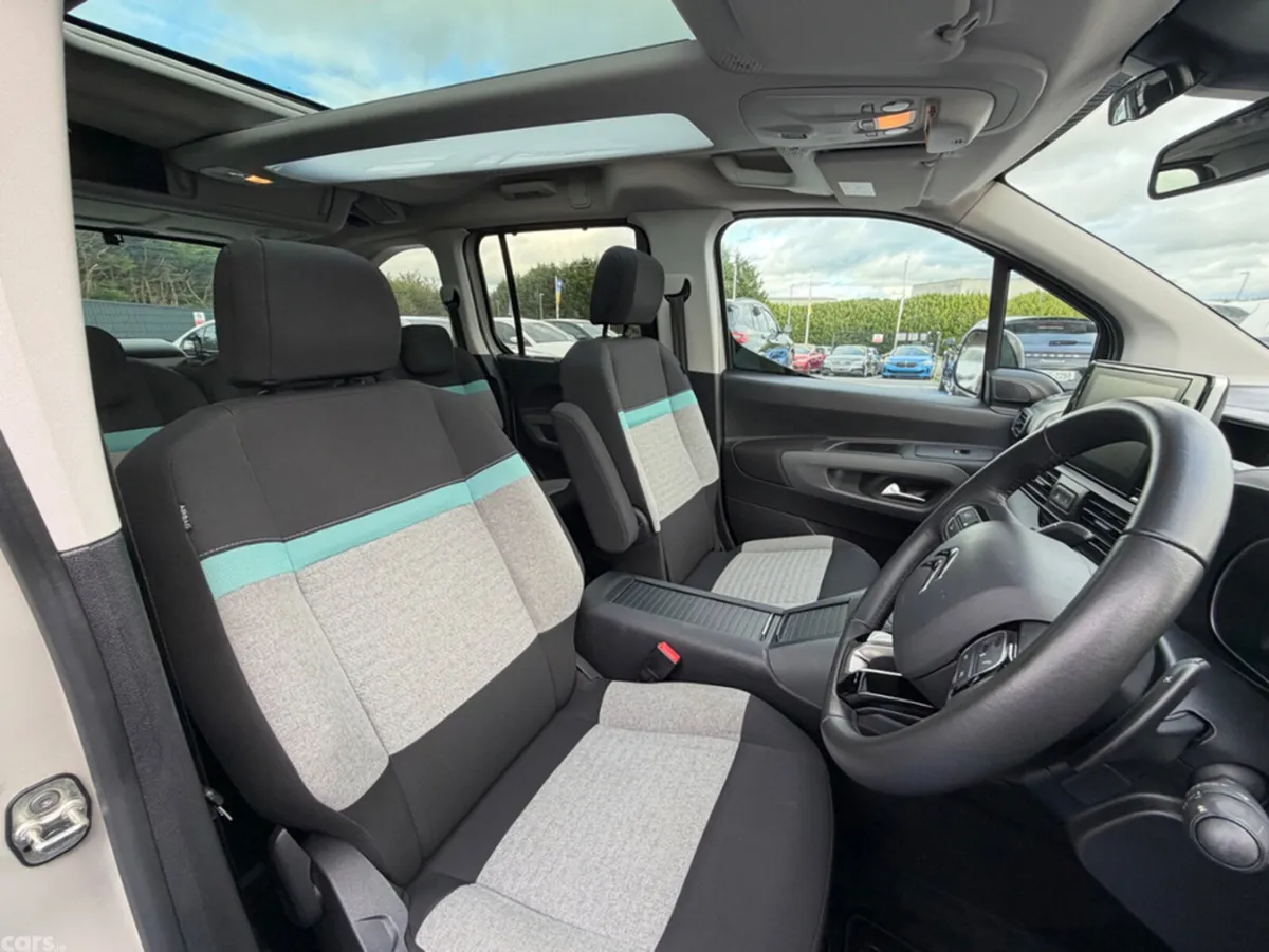 Citroen Berlingo Multispace MPV, Diesel, 2021, Beige