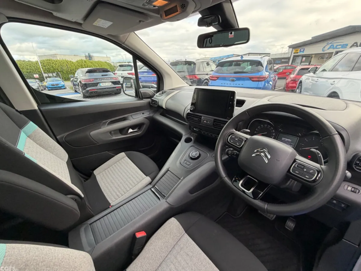 Citroen Berlingo Multispace MPV, Diesel, 2021, Beige