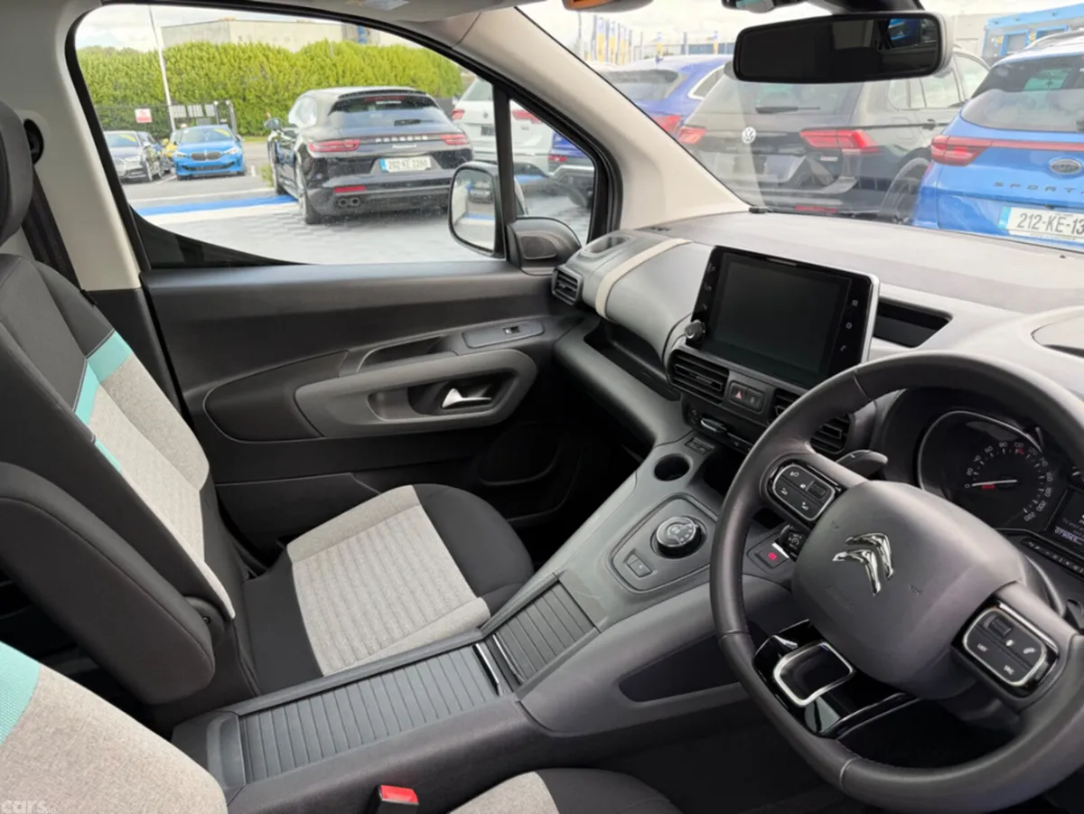 Citroen Berlingo Multispace MPV, Diesel, 2021, Beige