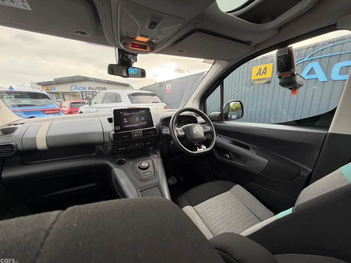 Citroen Berlingo Multispace MPV, Diesel, 2021, Beige